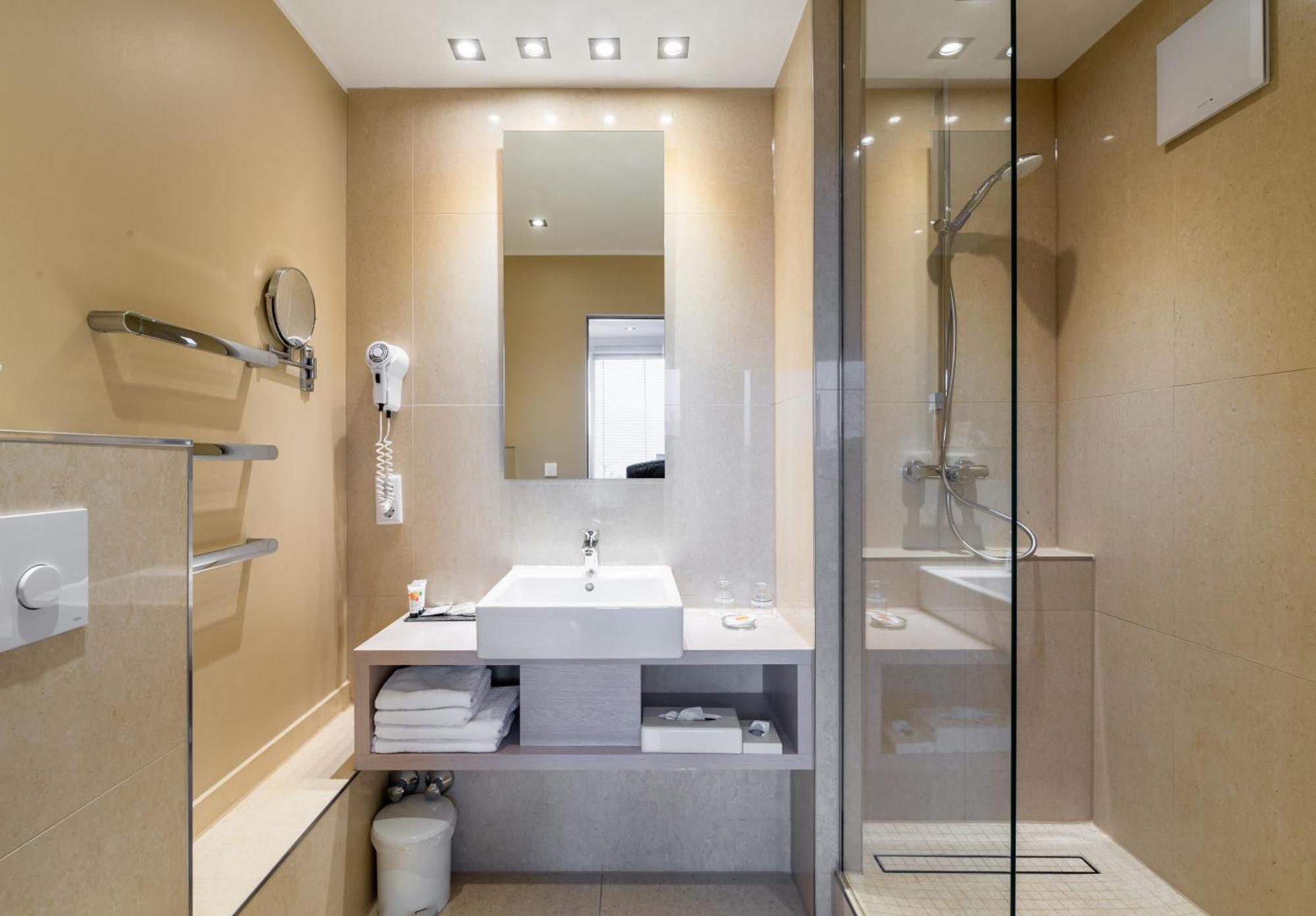 Thomas Hotel Spa & Lifestyle Husum  Pokoj fotografie
